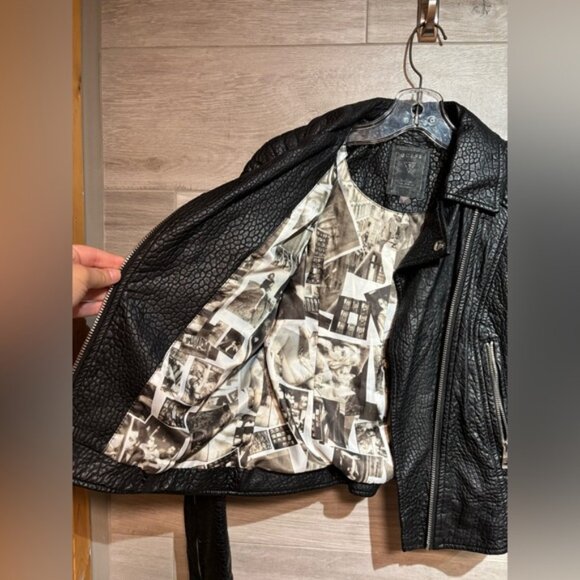 Guess motorcycle style jacket black size small - Like new! - Picture 6 of 10